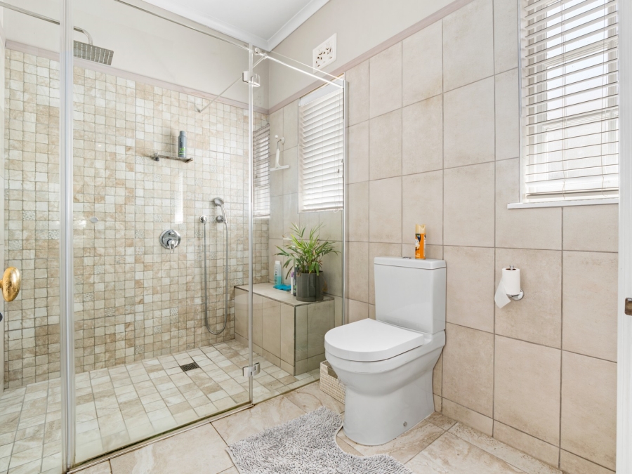 4 Bedroom Property for Sale in Belvidere Estate Western Cape